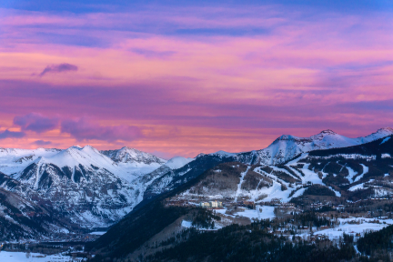 Telluride Ski Resort winter scenery